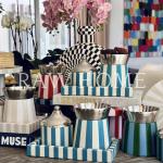 Carnival serving set