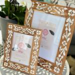 Floral pearl photo frame